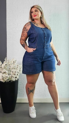 Macaquinho Feminino Plus Size de Tencel na internet