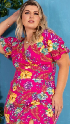 Vestido Feminino Plus Size Mullet Rosa Floral - comprar online