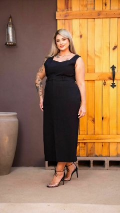 Conjunto Feminino Plus Size Saia Mídi Heloísa na internet