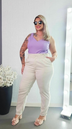 Calça Feminina Plus Size Cenoura de Linho na internet