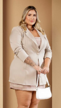 Blazer Feminino Plus Size Alfaiataria Barbie na internet