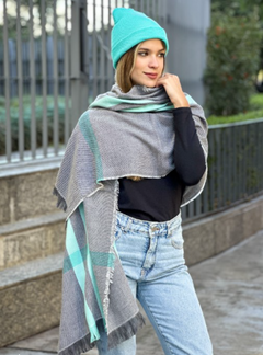 Ruana gris con rayas verde aqua - comprar online