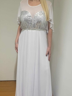 VESTIDO LARGO DE FIESTA PARA NOVIA, CIVIL, CASAMIENTO. IDEAL PARA TODA OCASION. CON BUSTO DE LENTEJUELA, MANGAS EFECTO CAPA COMBINADO CON MICROTUL