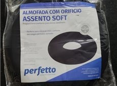 Assento com orificio - proporciona ótimo conforto