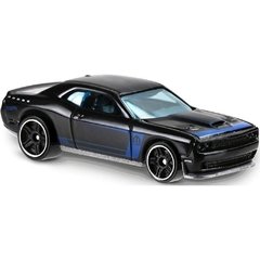 Hot Wheels Muscle Mania - 15 Dodge Challenger SRT - FJX76