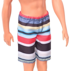 Boneco Ken Praia Loiro Bermuda Listrada GHW43 - Mattel na internet