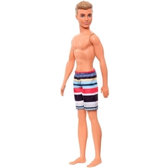 Boneco Ken Praia Loiro Bermuda Listrada GHW43 - Mattel - loja online