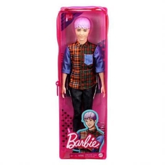 Imagem do Boneco Ken Fashionistas #154 GYB05 - Mattel