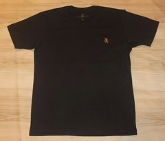 Camiseta bordada - TS01 - Ícone Fashion