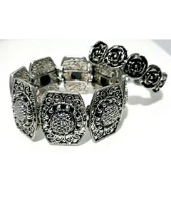 Conjunto de pulseiras e brincos em metal rosas - AC21 - comprar online