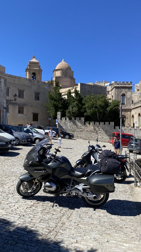 Mototour Costa Amalfitana + Sicilia