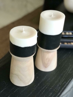 candelabro madera con velas