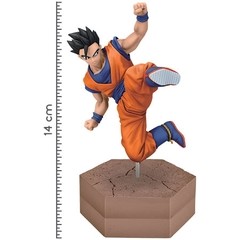 BONECO COLECIONÁVEL DRAGON BALL Z DXF FIGHTING COMBINAT SON GOHAN - BANDAI BANPRESTO - comprar online