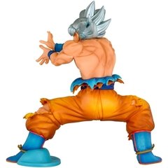 ACTION FIGURE DRAGON BALL SUPER - ULTRA INSTINTO SUPERIOR GOKU - loja online