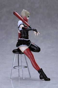 Imagem do HARLEY QUINN (LUIS ROYO) PVC - ARLEQUINA