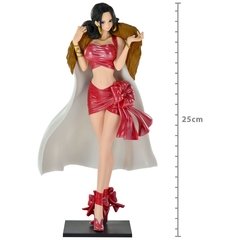 ACTION FIGURE ONE PIECE - GLITTER & GLAMOURS - BOA HANCOCK CHRISTMAS STYLE (VERMELHA)