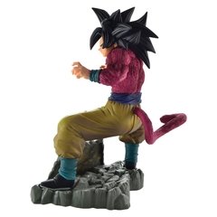 DRAGON BALL Z DOKKAN BATTLE ANNIVERSARY - SUPER SAIYAN 4 SON GUKU - (DIORAMA) REF 29477/29478 - loja online