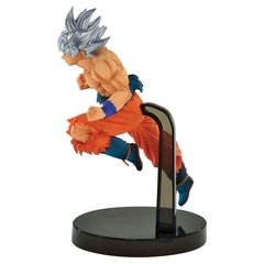 FIGURE DRAGON BALL SUPER SON GOKU ULTRA INSTINCT Z-BATTLE FIGURE REF: 34822/34823 na internet