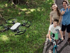 DRONE \ DJI \ CP.PT.000909 SPARK FLY MORE COMBO WHITE ALPINE - Preech Informática - Informática e suas tecnologias