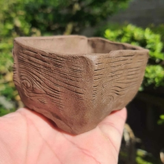 Vaso retangular estilizado angelical com asas em cerâmica de alta temperatura A5x8x6Cm - FujiBonsai