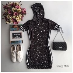 comprar-vestido-estampado-estrelas-com-capuz