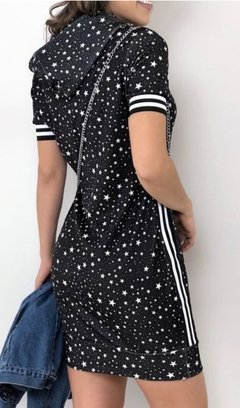 comprar-vestido-estampado-estrelas-com-capuz