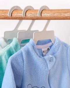 kit atacado 50 cabides de roupas infantil - loja online