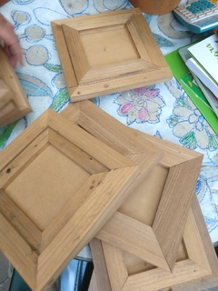 Molduras em madeira de lei tamanho interno 10 x 10 cm - loja online