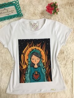 T-shirt gola careca manga curta CORAÇÃO DE MARIA - comprar online