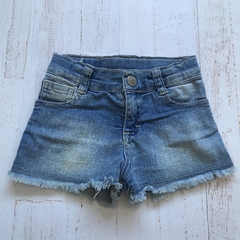 Short de jean desflecado. MIMO. T 2 años