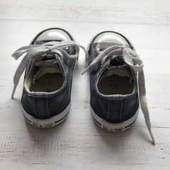 Zapatillas de lona. CONVERSE. T 22 EUR en internet