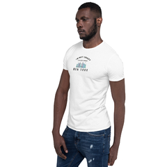 Camiseta unissex com mangas curtas na internet