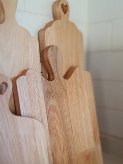 Tabla de madera calada Amapola - comprar online