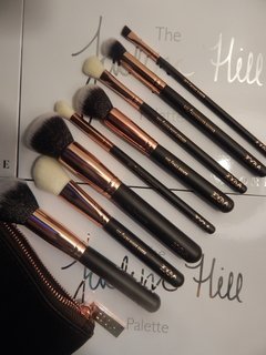 8 BRUSHES SET - SIMIL ZOEVA