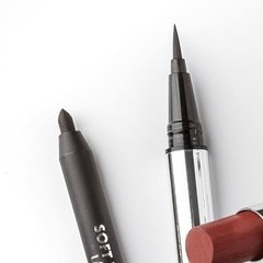 PRECISION WATERPROOF LIQUID EYELINER - IDRAET en internet