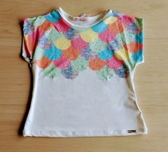 Camiseta verão colorido sereia fundo do mar Mon Sucré - comprar online