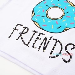 T-shirt Cropped Donuts BFF Le Petit Enfant - comprar online