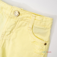 Shorts Kukiê destroyed sarja amarelo na internet