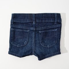 Shorts jeans Gap na internet