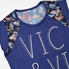 Blusa azul logo Vic&Vicky na internet
