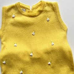 Vestido Trapézio Curto com Rococós Amarelo - Baby Fio Tricot Infantil