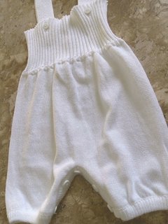 Salopete Curta Baby Fio Branca - Baby Fio Tricot Infantil