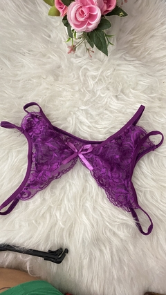 Calcinha em renda Sexy com abertura LILAS