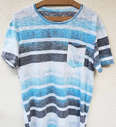 Camiseta Masculina Tricolor Com Bolso - comprar online