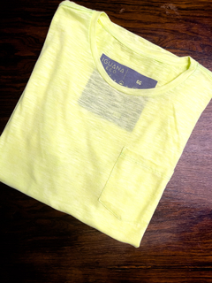 Camiseta Masculina Neon Amarela Bolso Cor