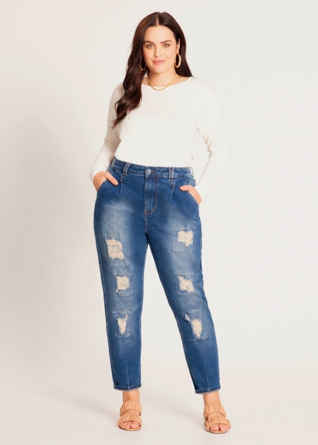 Calça Jeans Mom Destroyed Plus Size