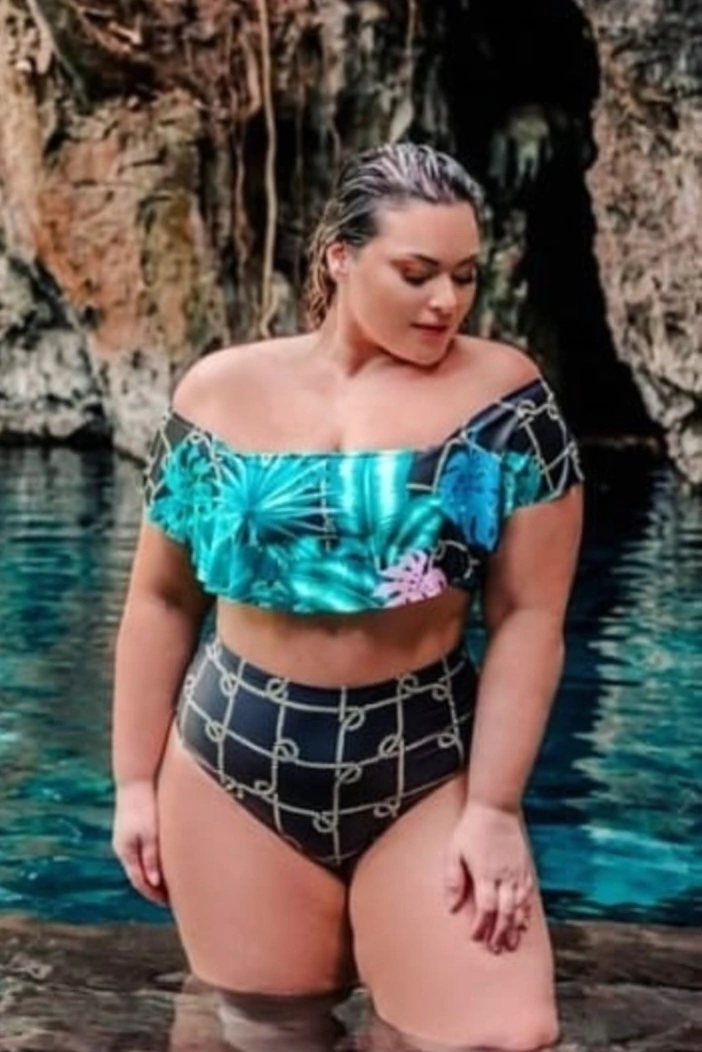 Biquíni Hot Pant Babado Plus Size