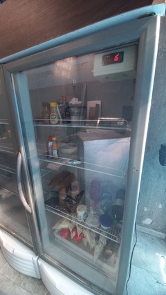 Câmara Frigorifica Refrigerador 3 portas 1200litros 0 à 7 graus (usada) semi nova - Estudo Troca