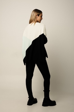 Sweater amplio combinado - Anna Clothing 