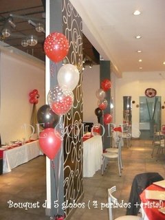 BOUQUETS DE GLOBOS CON HELIO - ALE DE LUCA arte con globos